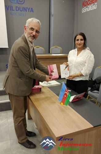 Leyla Mətinin "Sevgi mövsümü" adlı yeni kitabının imza günü İzmitdə keçirilib Leyla Mətinin "Sevgi mövsümü" adlı yeni kitabının imza günü İzmitdə keçirilib
